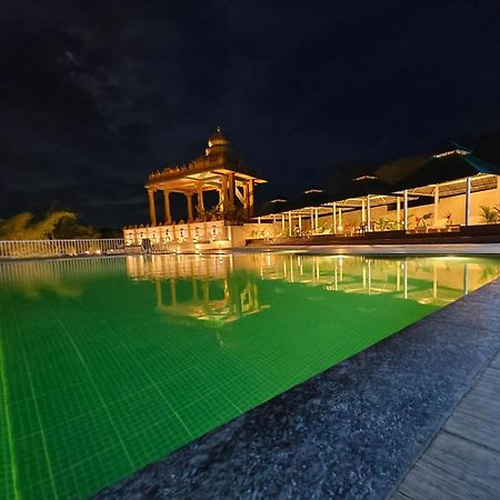 Nirvana Holistic Living Varagampadi Kültér fotó